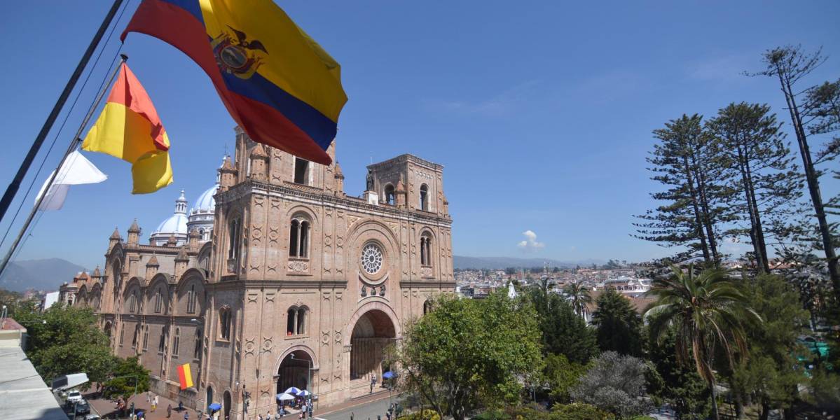 Feriado por la independencia de Cuenca